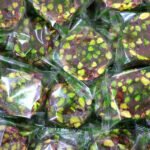 راحة ساعة كبيرة بالفستق 500غ