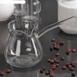 دلة قهوة زجاجية شفافة أنيقة لتحضير وتقديم القهوة