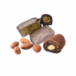 شوكولاتة LEE داكنة محشوة بالتمر واللوز