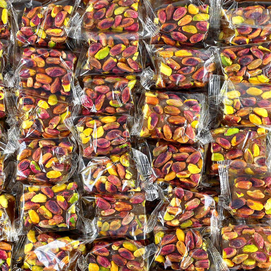 راحة-عرايسي-فستق-حبة-كاملة راحة عرايسي بالفستق الحبة الكاملة – ماركة الكور - Image 1