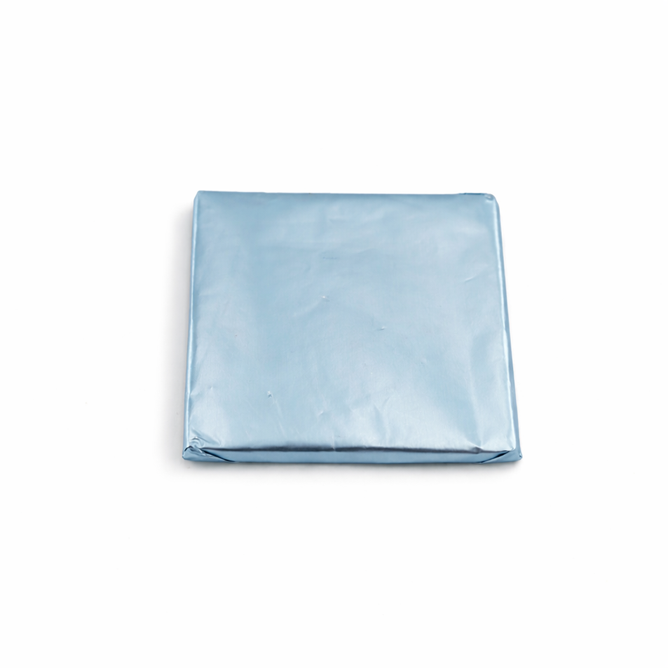 شوكلا-اليجانت-8-ضرب-8-سم-ازرق لوح شوكولا اليجانت محشية مكسرات - Image 1