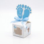 علبة توزيعات ولادة بتصميم قدم – It's a Boy من متجر سنابل